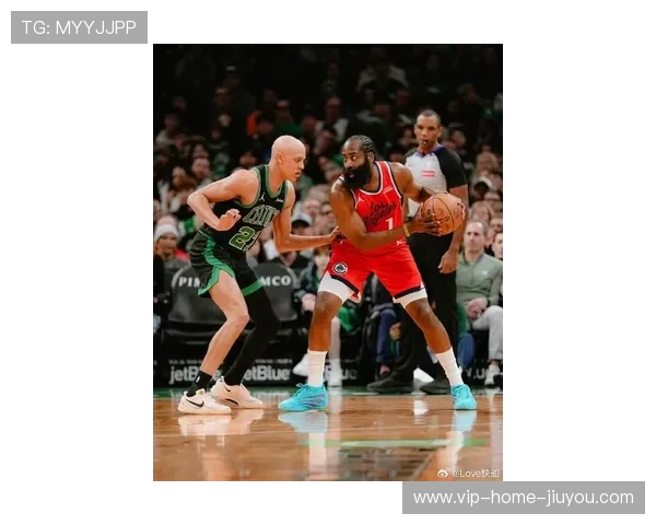 传奇对决：詹姆斯和哈登的巅峰对抗！，詹姆斯跟哈登