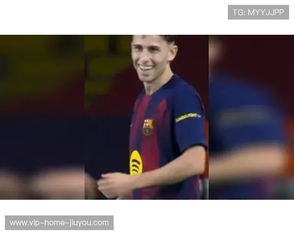 传的漂亮，打的精彩！费尔明长传精准制导，拉什福德一步过掉对手爆杆破门！